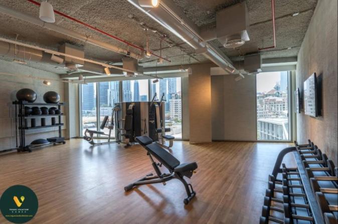 Downtown Views Ii - Vogue Two Bedroom With Balcony And Full Burj Khalifa View, Opposite Mall Skybridge Apartment