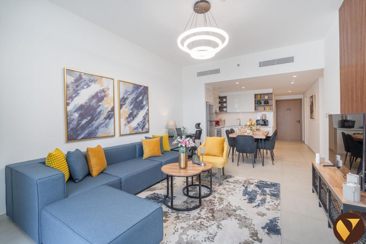 Downtown Views Ii - Vogue Two Bedroom With Balcony And Full Burj Khalifa View, Opposite Mall Skybridge Dubai