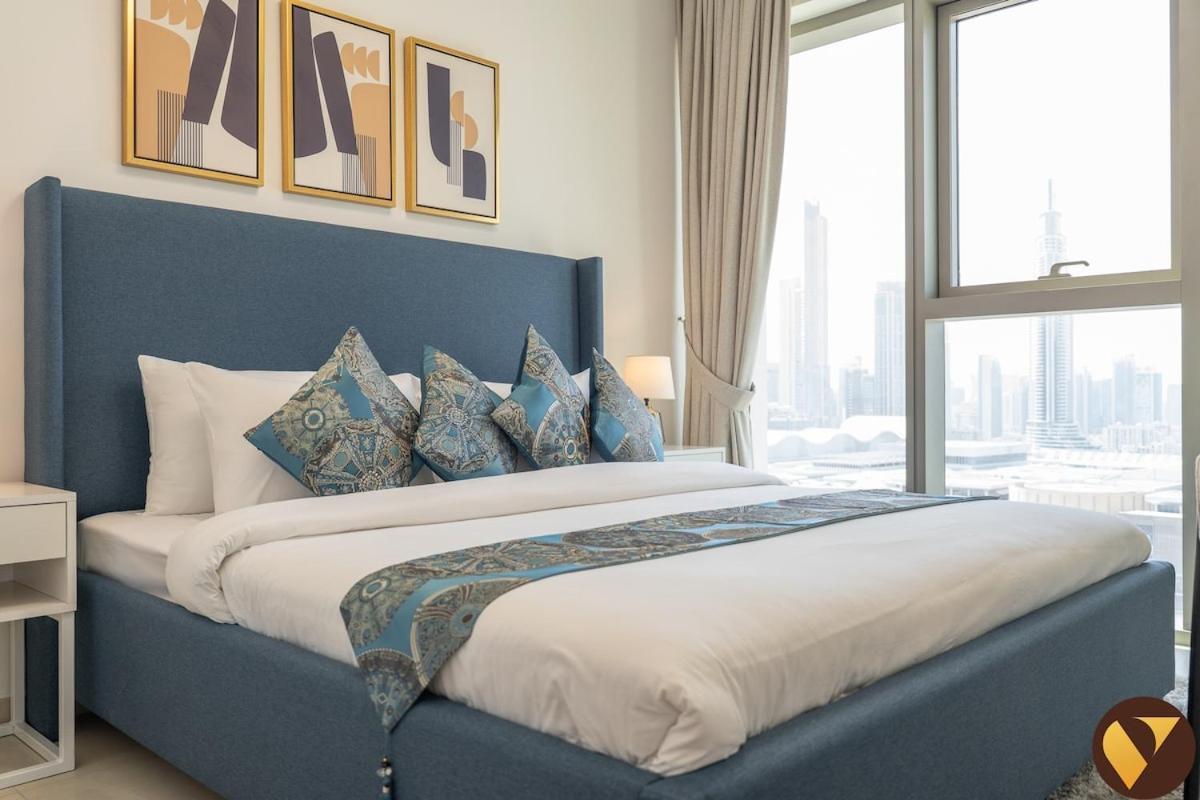 Downtown Views Ii - Vogue Two Bedroom With Balcony And Full Burj Khalifa View, Opposite Mall Skybridge *